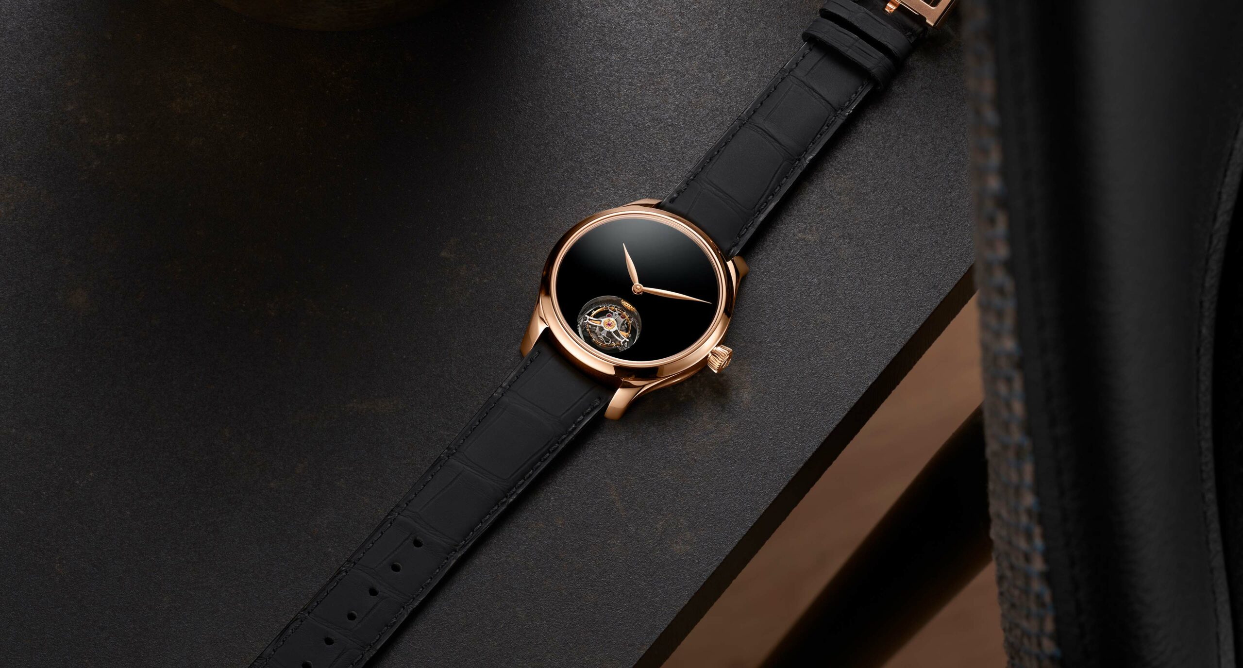 Endeavour tourbillon hotsell
